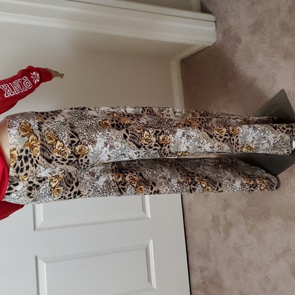 Rancho Estancia M floral cheetah print soft slinky jersey knit flare trousers - Picture 5 of 7